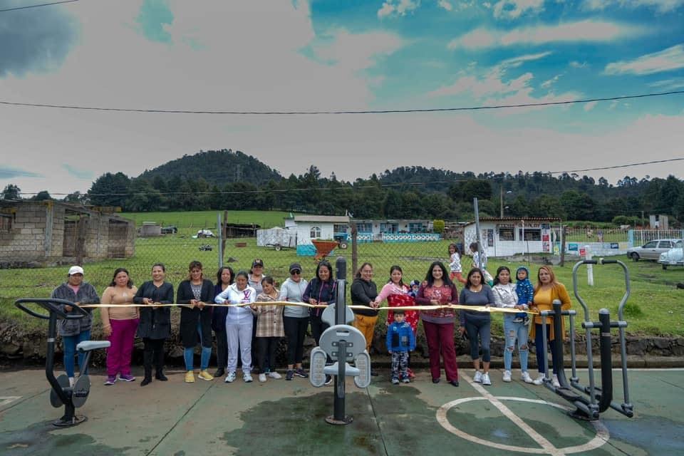 INAUGURACIÓN DEL GIMNASIO AL AIRE LIBRE EN HUITZILAC: UN HITO EN EL DESARROLLO COMUNITARIO